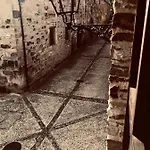 The Pilgrim Stone - Vegan 3* Rabanal del Camino