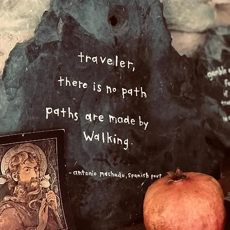 The Pilgrim Stone - Vegan Frühstückspension Rabanal del Camino