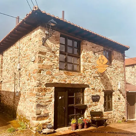 The Pilgrim Stone - Vegan Bed and breakfast *